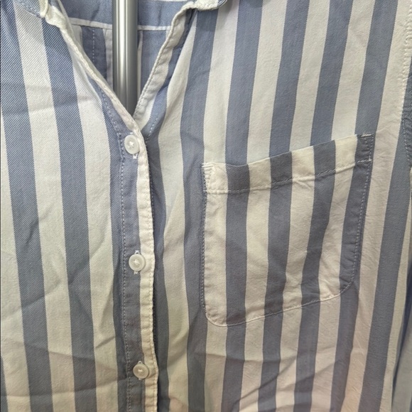 beachlunchlounge Blue and White Striped Button Down Shirt - Picture 4 of 10